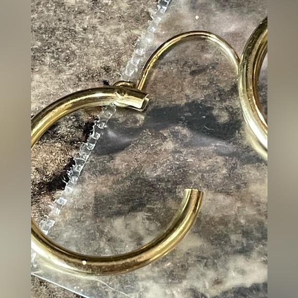 🔥2 Pair Of Vintage 14K earrings - Picture 6 of 9